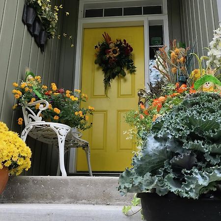 Yellow Door Bed And Breakfast Fort Erie Exterior foto